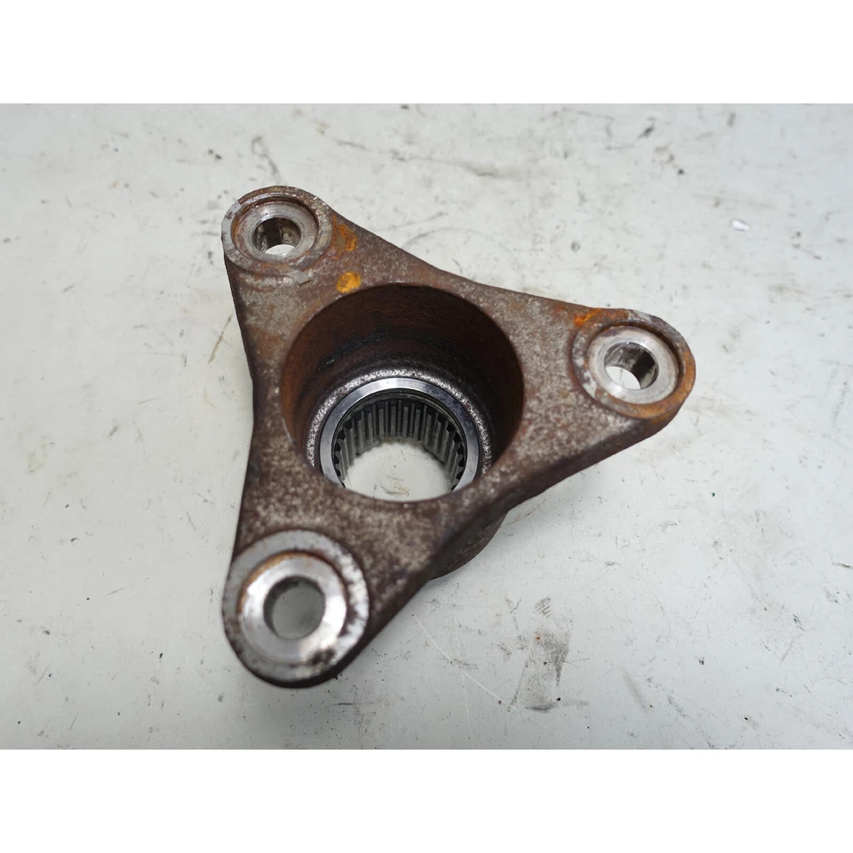 BMW F80 M3 F82 M4 2015-2019 brida de salida para transmisión manual de 6 velocidades OEM Foto 4 de 4