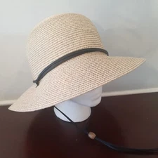 Simplicity Womens Paper Sun Hat w/Chin Strap Beige OS EUC