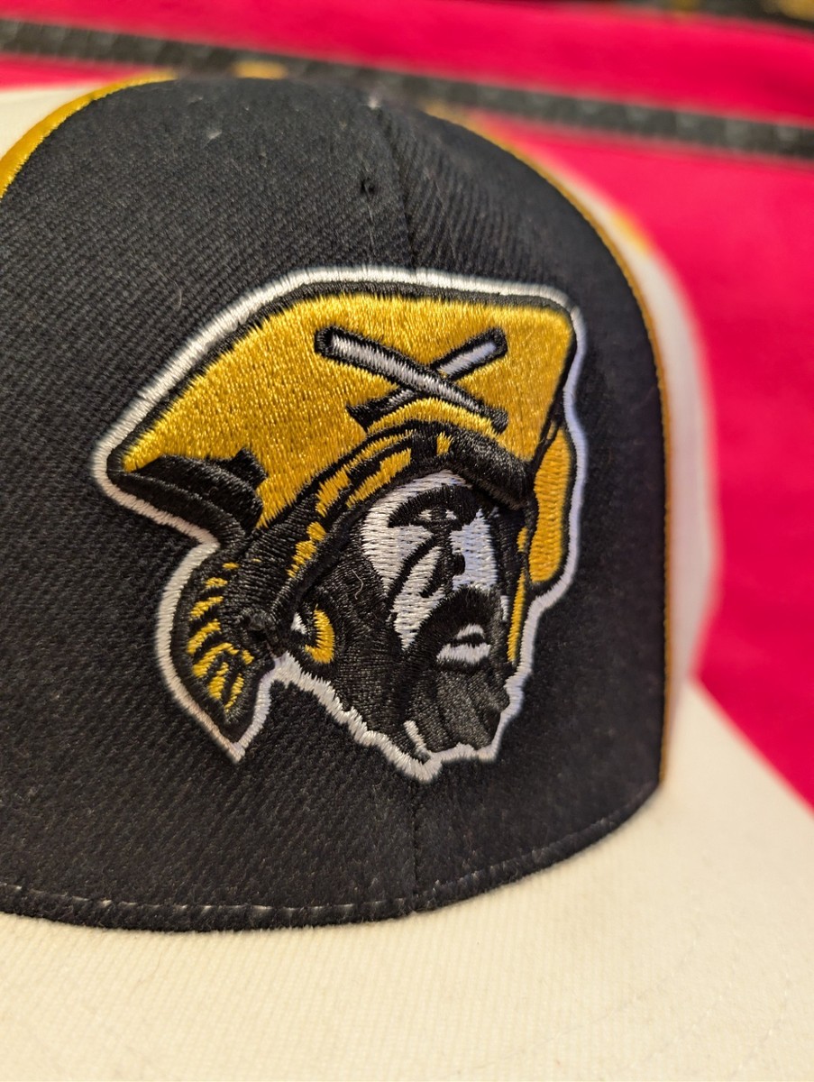 Mitchell & Ness Pittsburgh Pirates Fitted Hat 7 5/8 1940s Mascot