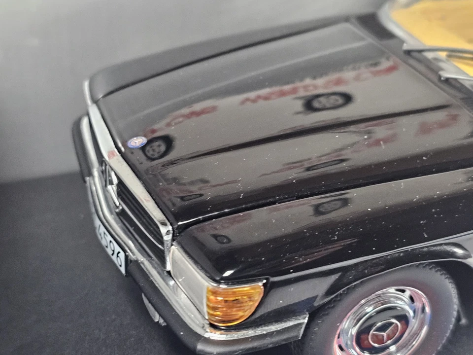 SunStar 1:18 Mercedes-Benz 350 SL - Image 2 of 4