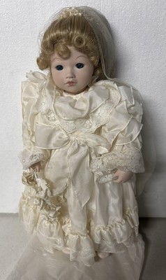 Dolls By Pauline  The Bride  Heirloom Limited Edition Of 2000 Numbered 1033