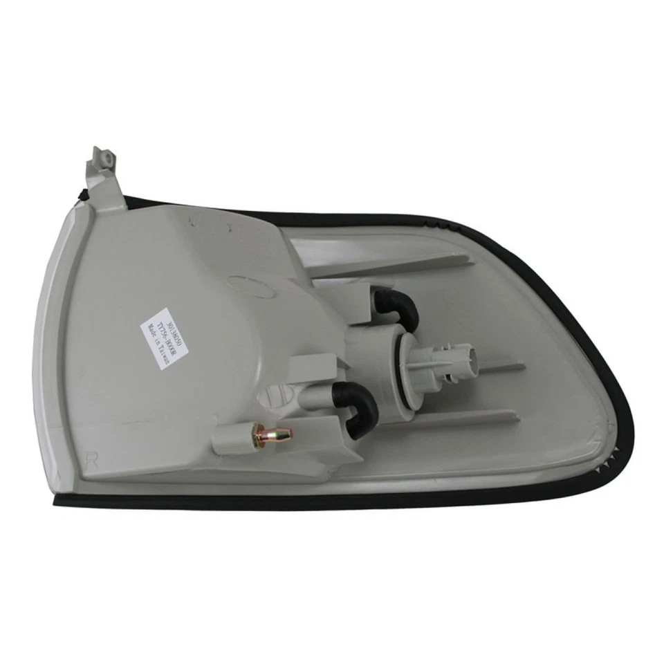 Комплект угловых габаритных огней со стороны водителя и пассажира подходит для Toyota Previa 1991-1997 годов выпуска - Изображение 3 из 4