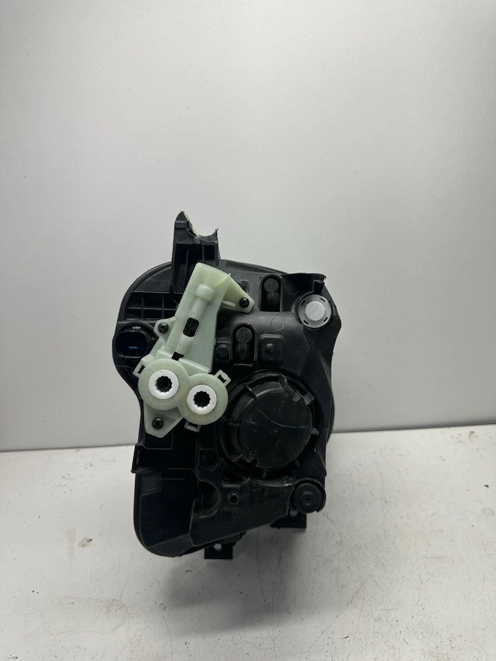 LED Left Drivers Headlight Lamp Assembly w Bulbs For 22 Hyundai Tucson SE SEL - Image 3 of 4