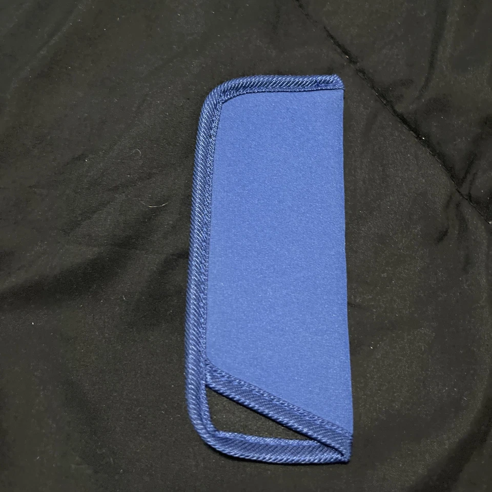 Paquete de 5 fundas protectoras de fieltro suave para gafas de lectura Foto 3 de 4