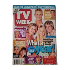 TV Week Vintage Magazine Dec. 21-27, 2002 Elijah Wood, Home & Away, Neighbours