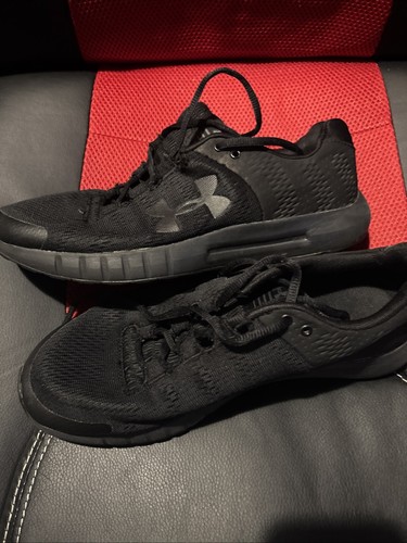 Scarpe da corsa Under Armour donna taglia 7 buone condizioni - Foto 3 di 7