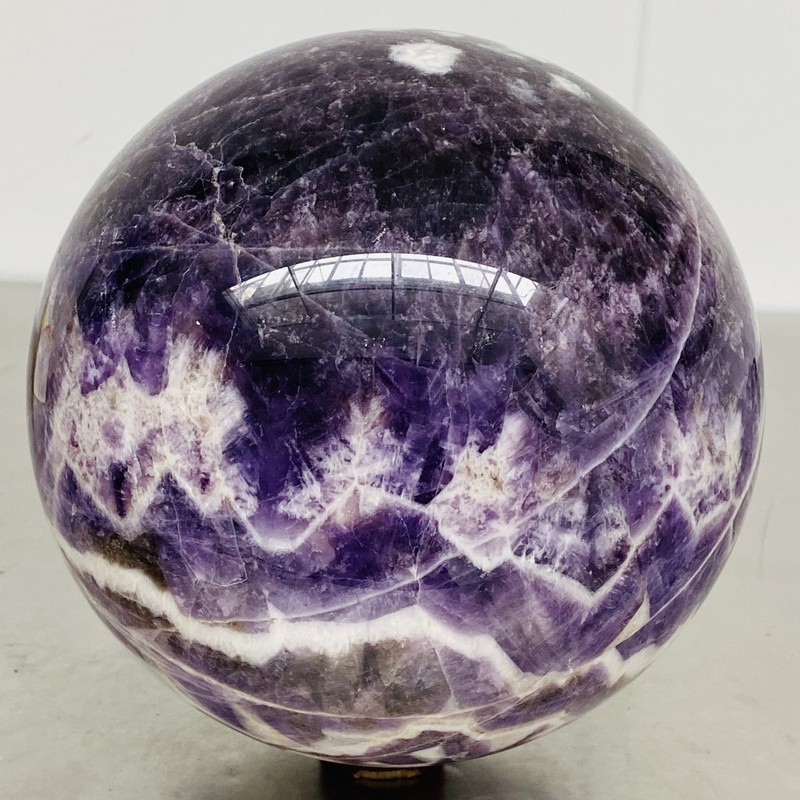 Natural Dream Amethyst Quartz Crystal Sphere Ball Healing 7460G