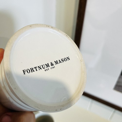 Fortnum And Mason Salt And Pepper Jars Ceramic Vintage - Picture 8 of 8