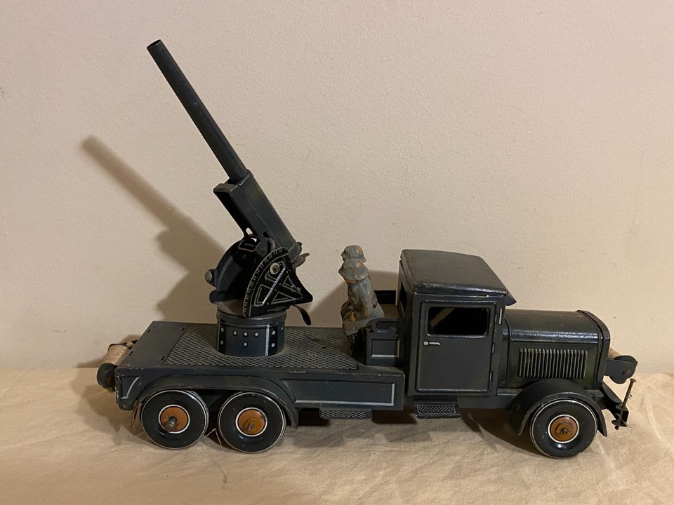 Vintage WW II era Tippco Tin Wind-up AA Gun Truck Germany aq-59 | eBay