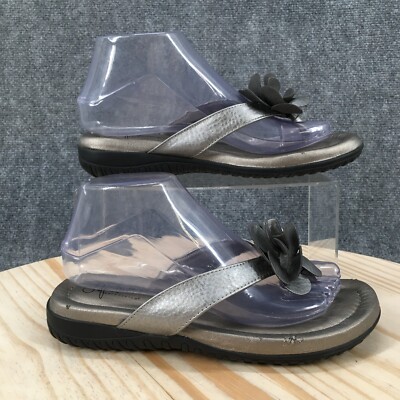 Lifestride Sandals Womens 7.5M Epic Flip Flop Flats Silver Faux Leather Slip On