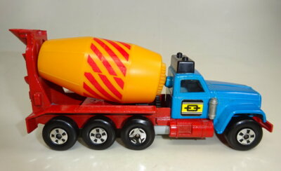 Matchbox Superking K-6C GMC Cement Mixer d'blau/rot