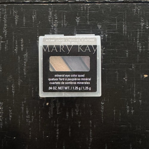 Mary Kay Mineral Eye Color Palette - Autumn Leaves - Picture 2 of 2