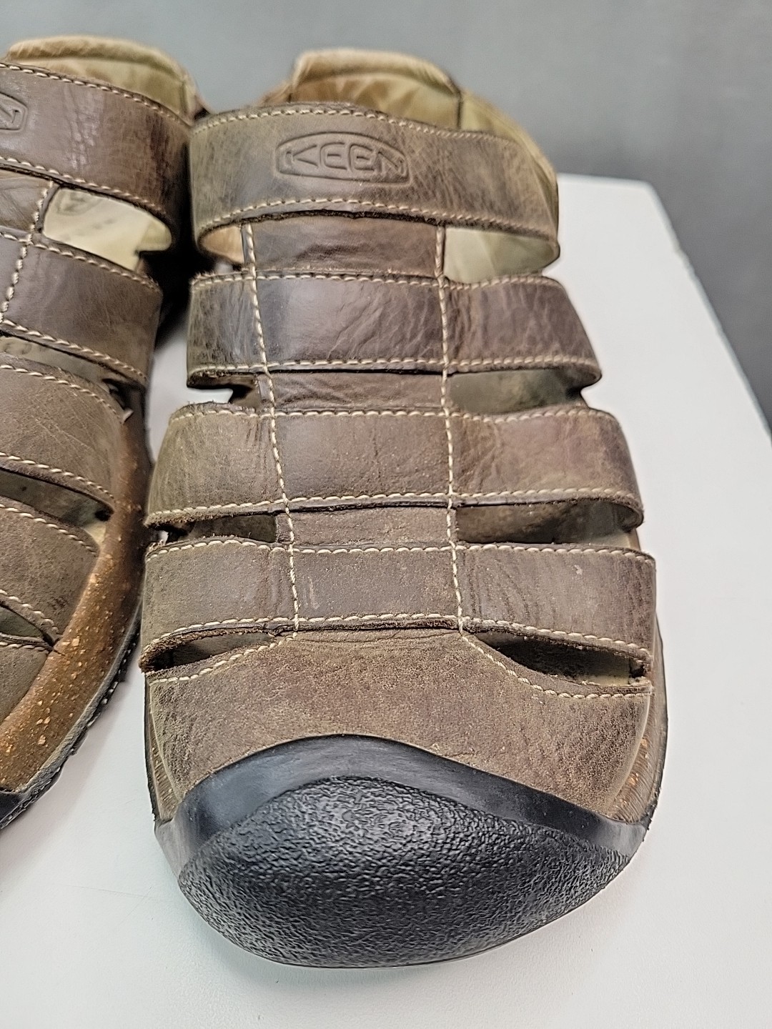 Sandali Keen in pelle da pescatore slip on scarpe plantare metatomico uomo 10 5 usati in ottime condizioni!