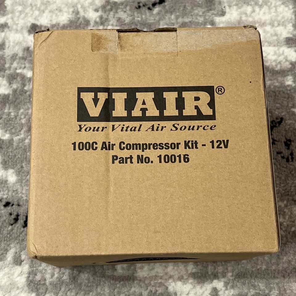 VIAIR 10016 100C 铬压缩机套件 带欧米茄风格安装支架 — 第 2/4 张图片