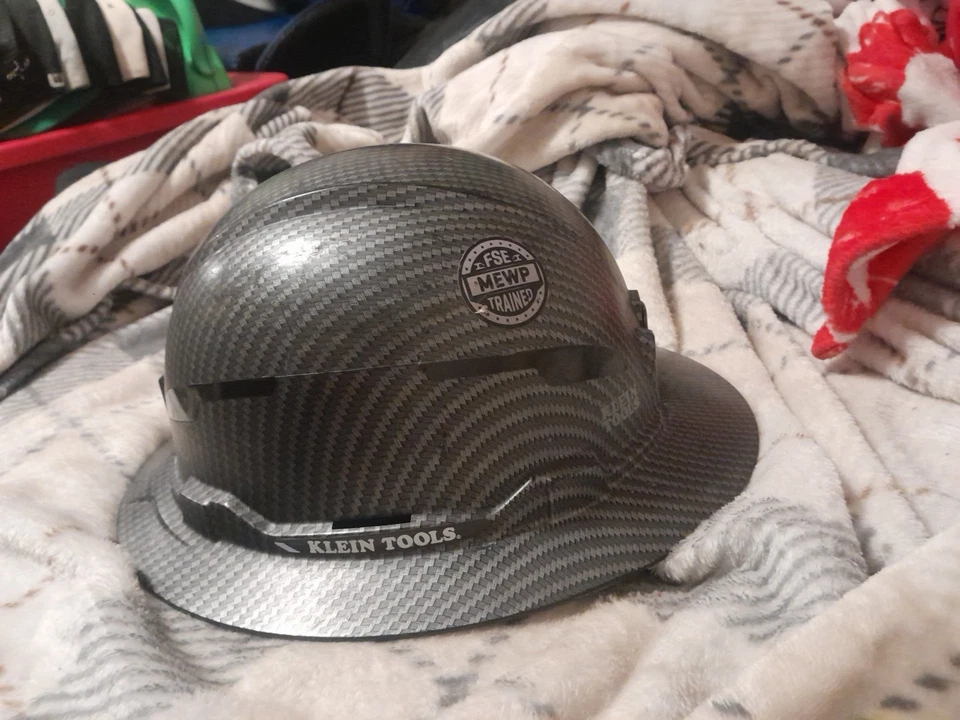 Sombrero de ala completa ventilada Clss Luz de faro recargable acolchada G&E Seguridad PEE Foto 3 de 4