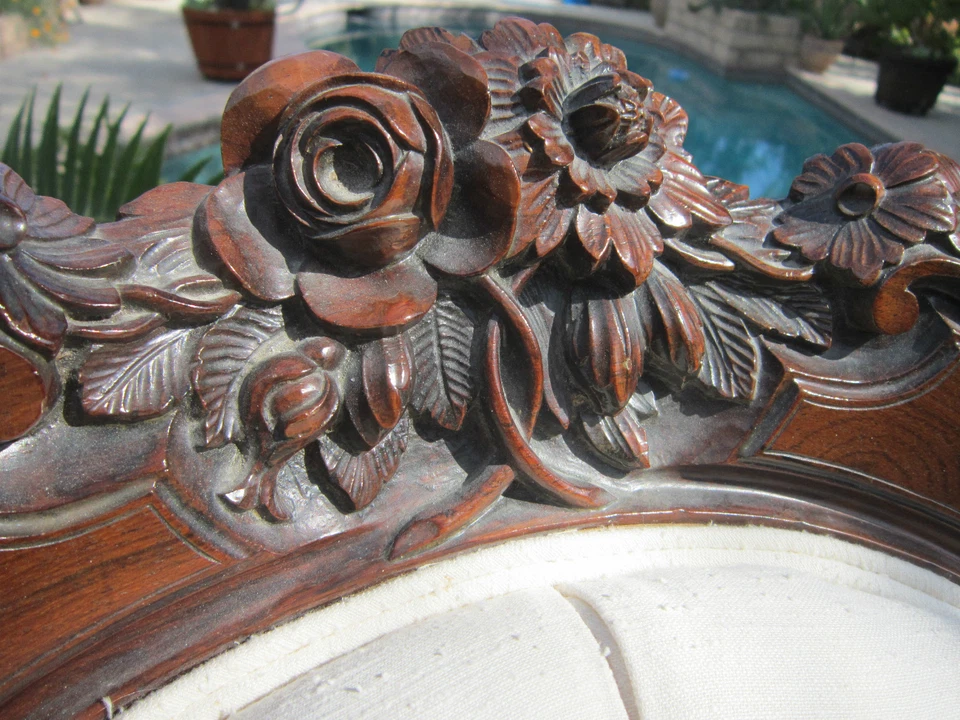 Juego de 4 chaise/settee/sillas antiguas talladas de palisandro tapicería de seda Foto 3 de 4