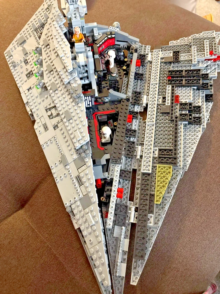 Juego de bloques de construcción Star Wars First Order Star Destroyer - 1416 piezas Foto 4 de 4