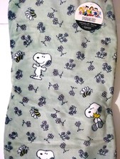 Berkshire Peanuts Snoopy Woodstock 60x70" Green Blanket Lavender Flowers Spring