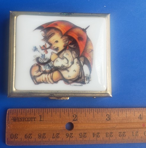Vintage Signed MJ Hummel 3 Compartments Pill Box Porcelain Girl with Umbrella - Picture 3 of 4