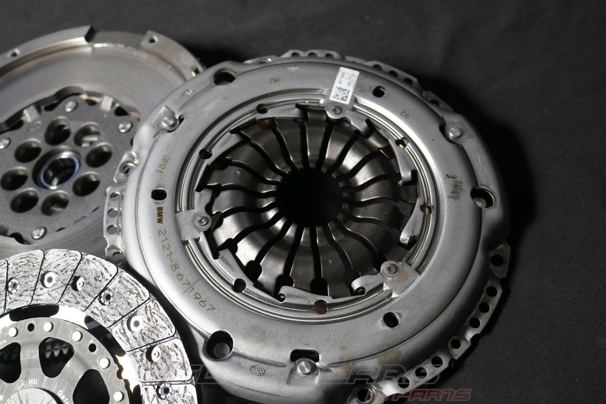 8698751 Dual Mass Flywheel Clutch OEM BMW 1er F40 F44 F46 218i 
