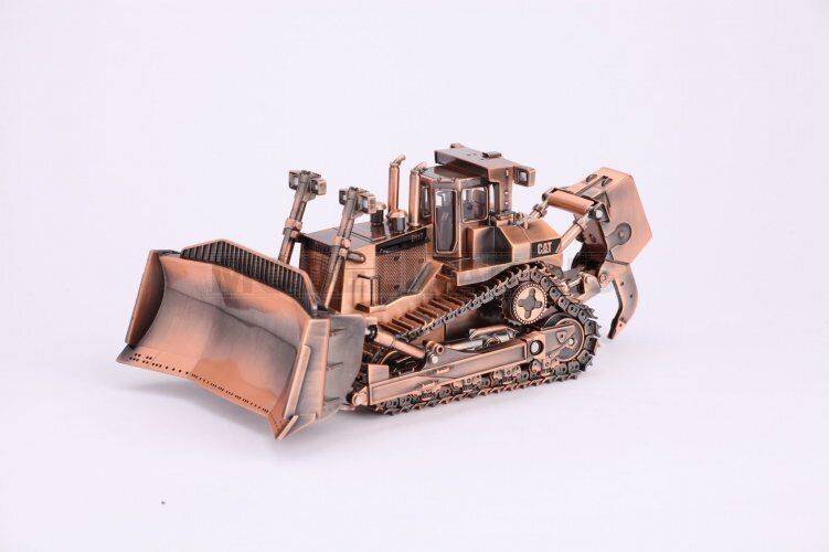 Diecast Masters 85517 Cat D11T Track Type Tractor Copper Diecast Masters 85517 Cat D11T Track Type Tractor Copper
