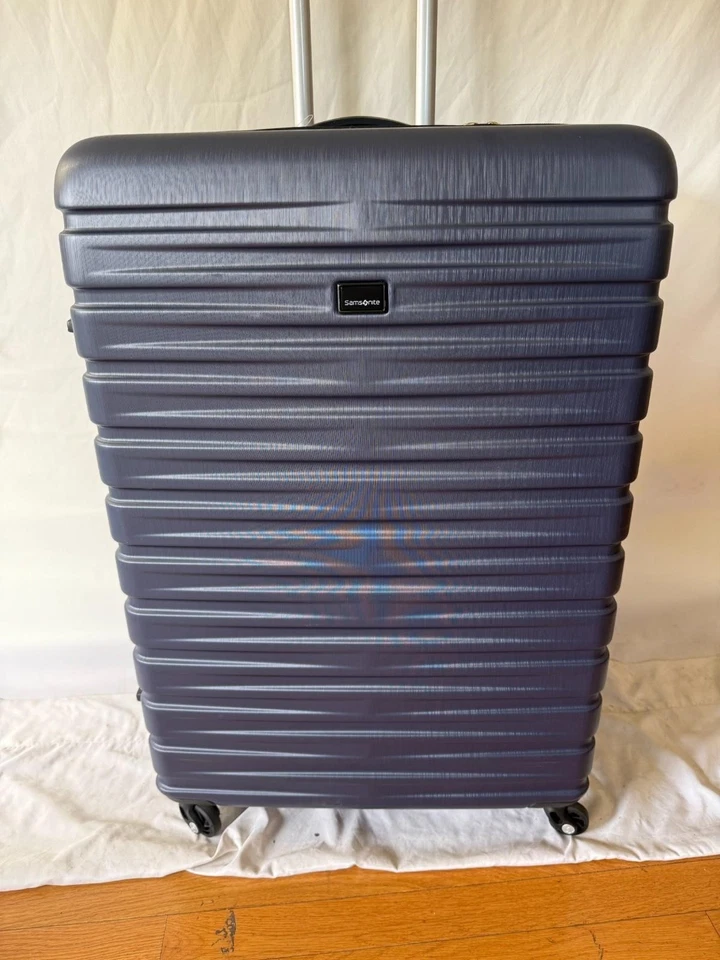 New Samsonite Uptempo X Hard side Large Spinner Luggage Navy 29" Suitcase - Image 3 of 4