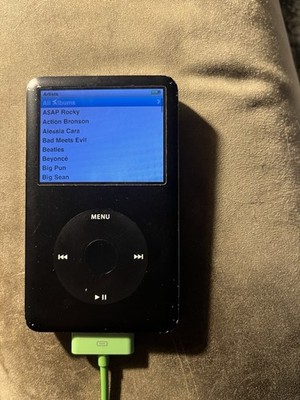 2006 Apple iPod Classic 5th Generation Model A1136 In Black 80 GB