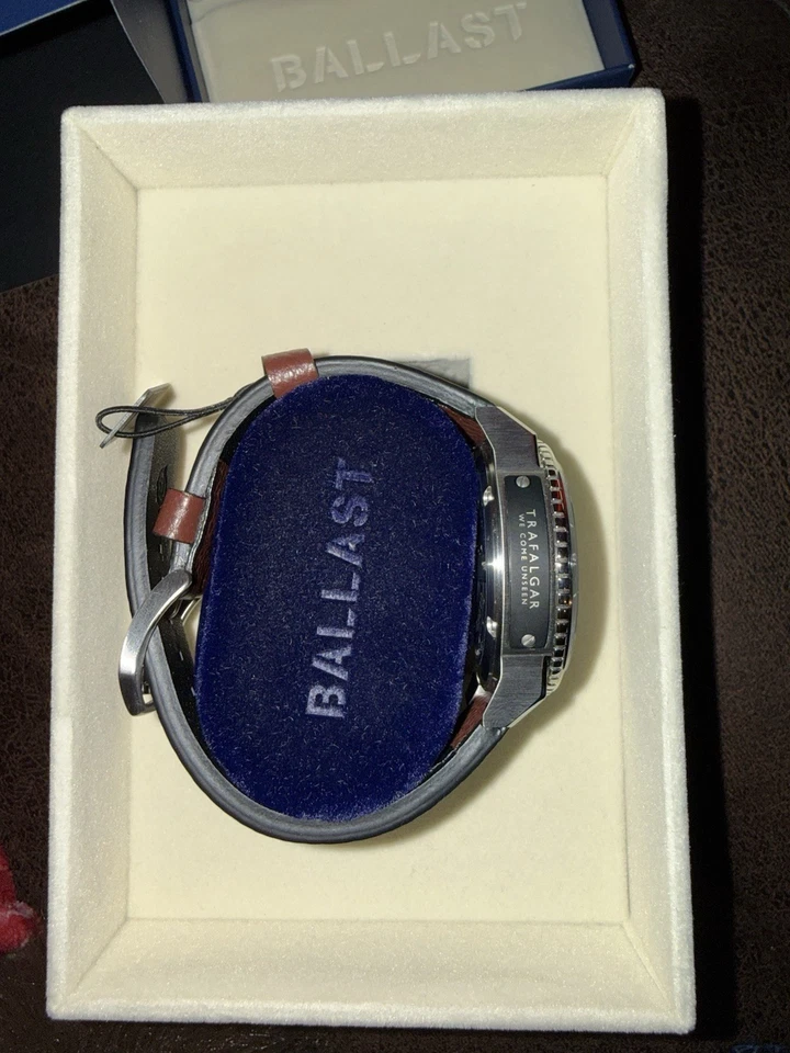 Reloj Automático Ballast Torbay GMT BL-3152 - Marrón Torpedo - Nuevo con caja Foto 4 de 4