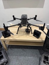 DJI Matrice 300 RTK Drone, 2x Controller, Zenmuse H20T Camera, Charging Chase