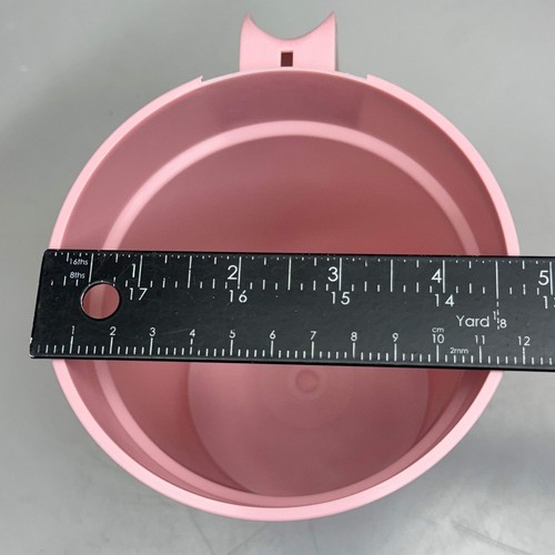 MEDEGEN 10Pk Medical Water Pitcher 28oz 5 1/2”Hx4 1/2”W Pink - Picture 11 of 12