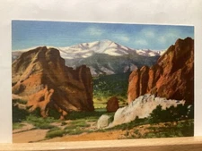Pikes Peak - Vintage Postcard