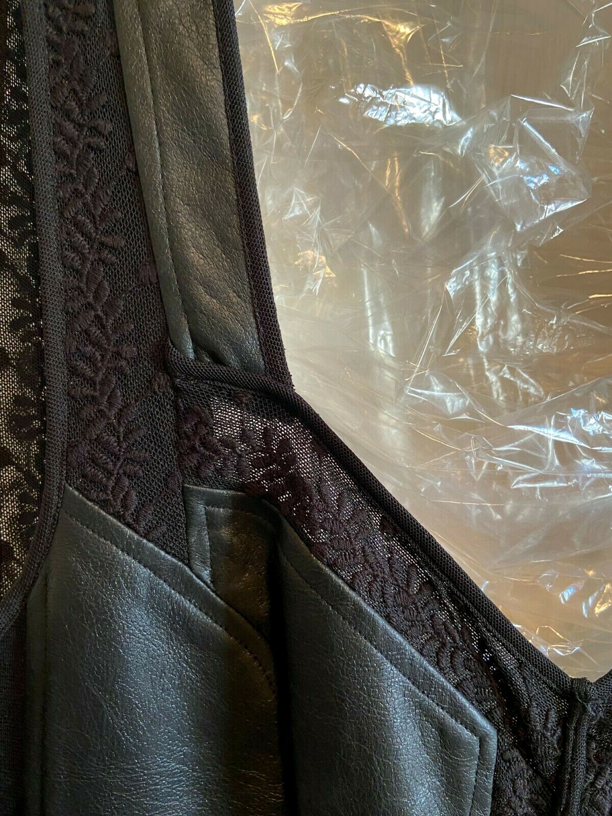 Picture 11 of 12