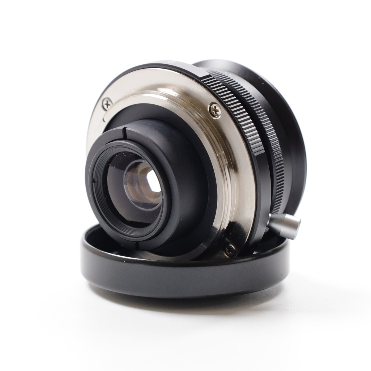 Voigtlander SNAPSHOT-SKOPAR 25mm f4 MC L39 [Near Mint Voigtlander SNAPSHOT-SKOPAR 25mm f4 MC L39 [Near Mint