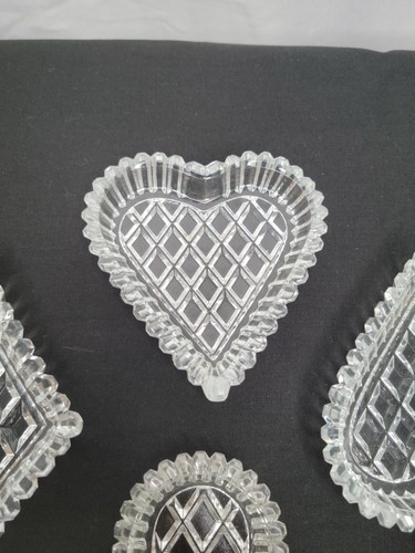 Vintage Bohemia Glass - Playing Card Suit Dishes - Heart, Club, and Spade - 第 3/6 張圖片