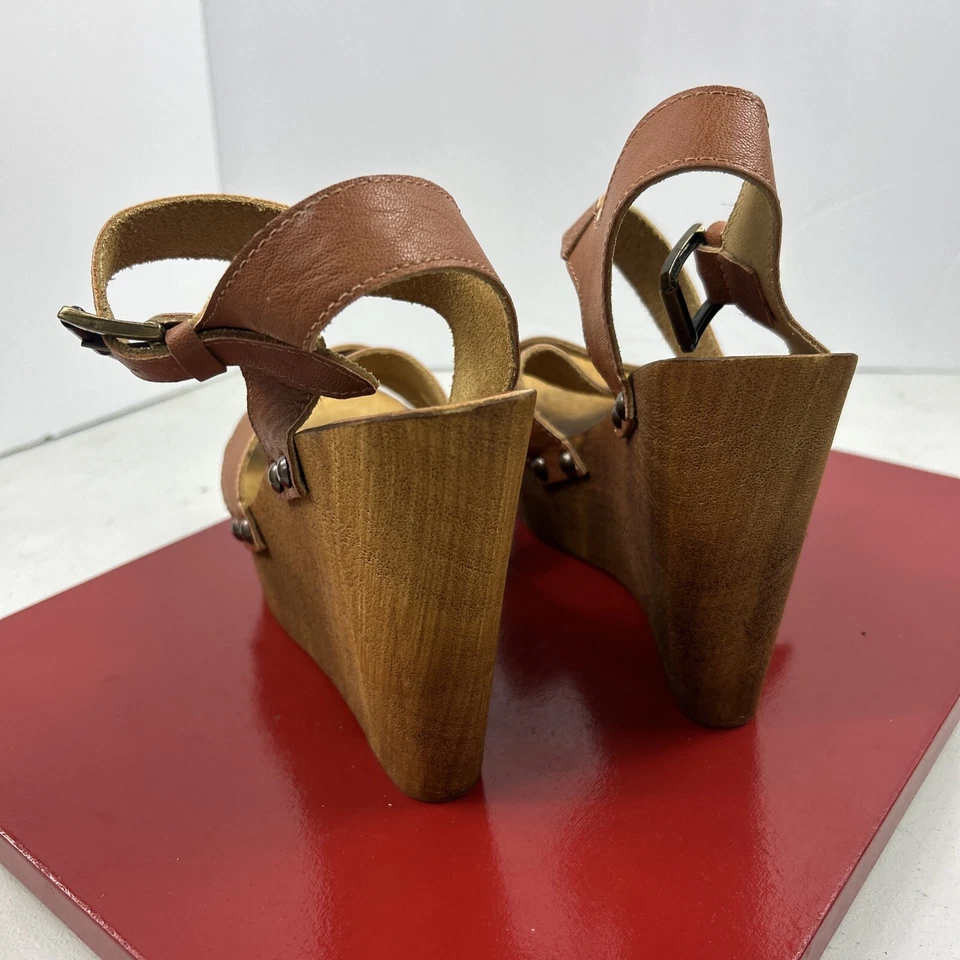 Zapatos Charles by Charles David 9/41 plataforma cuña correa de cuero Italia Foto 3 de 4