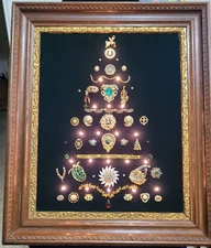 Unique Lighted Christmas Tree Collage Picture Illuminating Vintage Jewelry OOAK