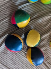 LEARN TO JUGGLE BALLS Juggling Bean Bag BALL Hackysac Lot Of 4