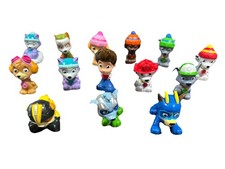 Lot Of 14 PAW PATROL Series Mini Figure Mystery Box Ryder Tracker Everest