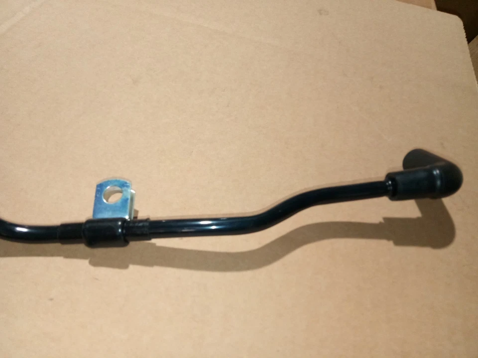 LÍNEA DE DRENAJE DE ACEITE FLEXIBLE PETERBILT/CUMMINS 5447308 Foto 2 de 3