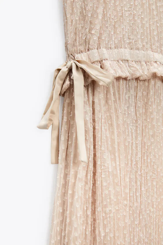floral mesh wedding dress Sheer Floral Applique Blush Wedding Dress