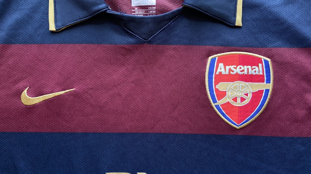 アーセナル Nike シャツ M 07-08 3rd ARSENAL 2007 2008 THIRD FOOTBALL SHIRT SOCCER JERSEY NIKE