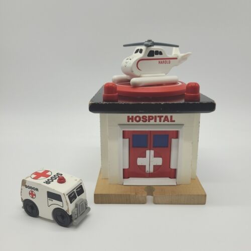 Thomas And Friends Wooden Railway Rescue Hospital With Harold And Ambulance 2002 - Picture 1 of 24