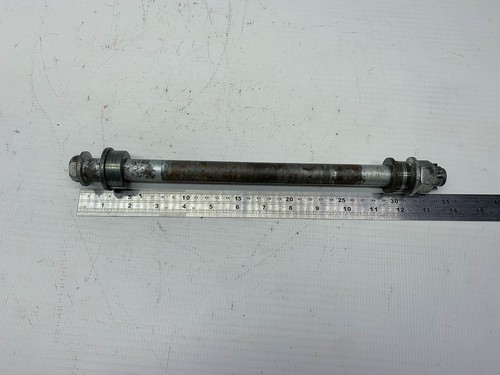 Kawasaki ER6N ER6 N (12) Hinten Hinterrad Steckachse Achse Rear Axle spindle