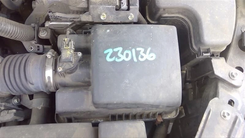 Mazda 3 2014-2018 purificador de aire caja de aire boxer de aire 2,0 L OEM Foto 3 de 4