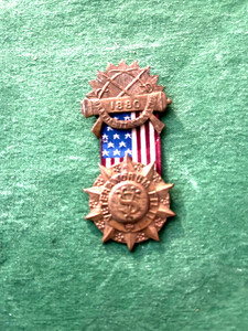 GAR RARE POST SYSTEM OF THE  SONS OF VETERANS  BADGE 1880 flag ribbon