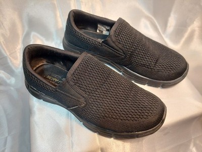 SKETCHERS EQUALIZER DOUBLE PLAY SIZE 7 MENS ALL BLACK MEMOR FOAM SLIP ON - USED
