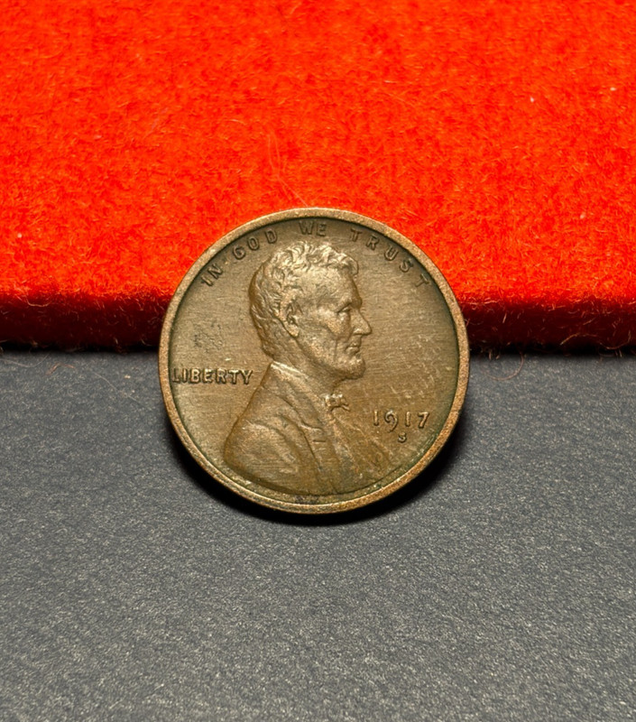 (#102969) Lincoln Wheat Cent:  1917 S  XF/AU  (see video!)