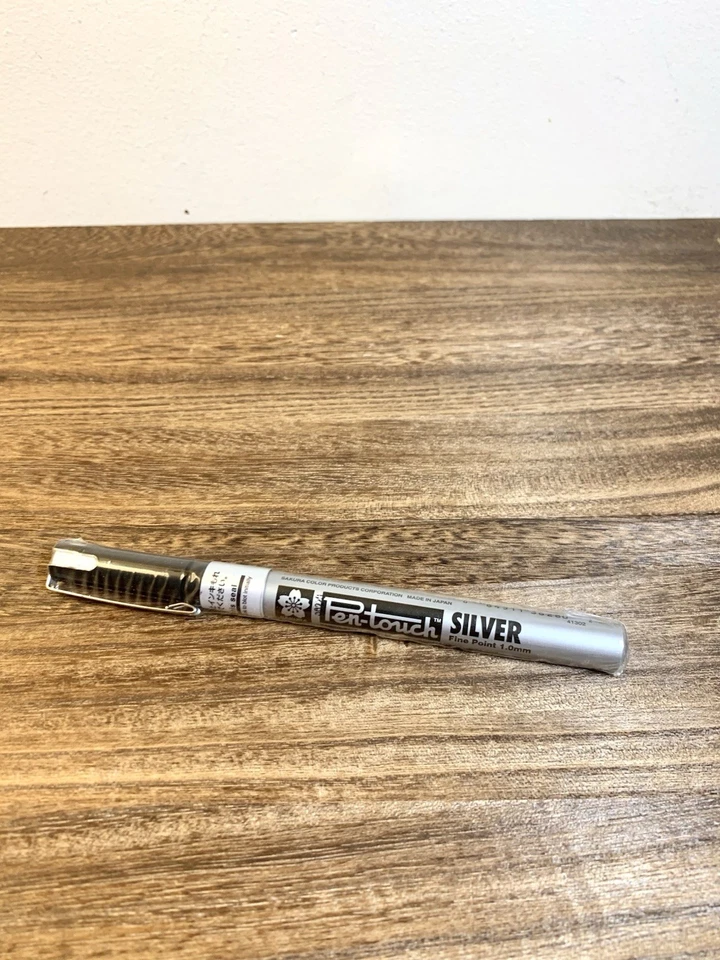 Sakura Pen Touch Silver Fine Point 1.0mm Metallic Ink Opaque New Lot Of 3 Pens - Image 2 of 3