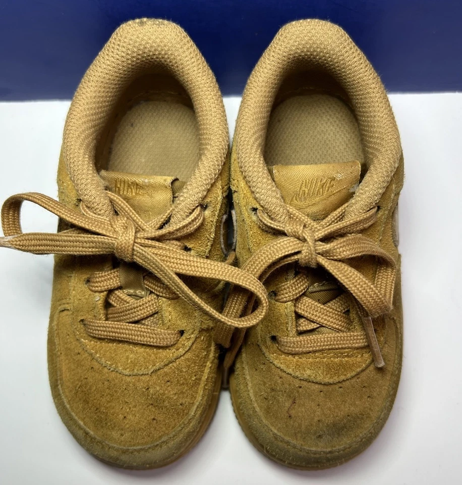 Nike Air Force 1 LV8 3 пшеницы / резинки резины - ребенка ясельного возраста размер 7C - модель BQ5487-700 - Изображение 4 из 4