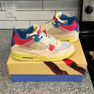 Jordan Air Jordan 4 Retro x Union LA Mid Guava Ice DC9533-800 Suede